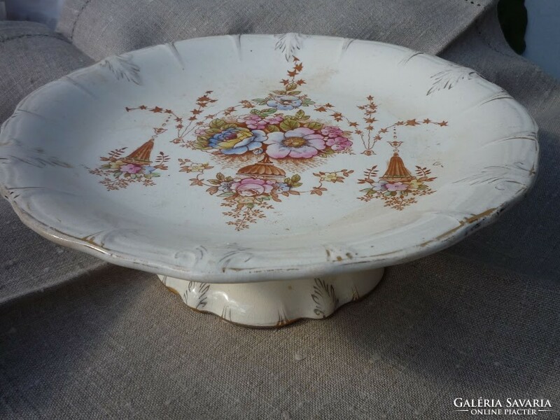 Antique bowl with faience base