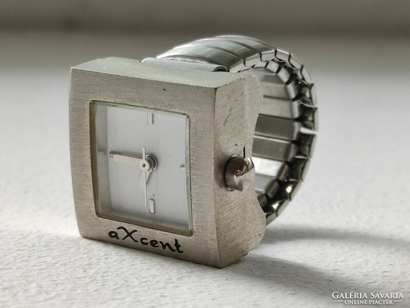 Axcent special elegant and modern women's ring ora