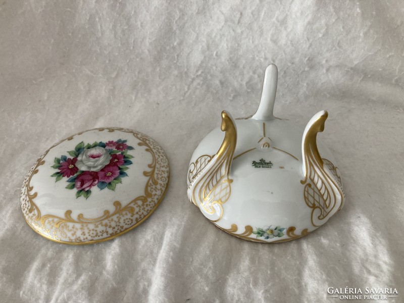 Rosenthal porcelain bonbonier, with legs / rose pattern, richly gilded