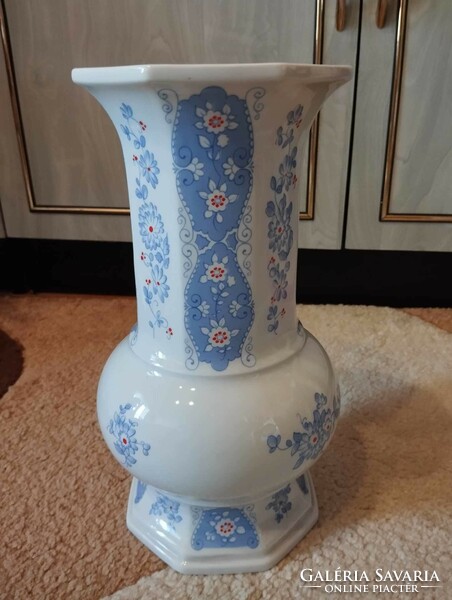 Lichte German porcelain vase