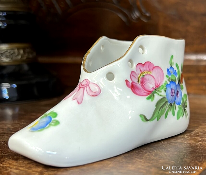 Herendi virágmintás cipő
