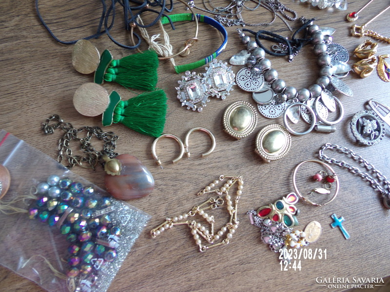 Jewelery package (including 20 grams of silver)