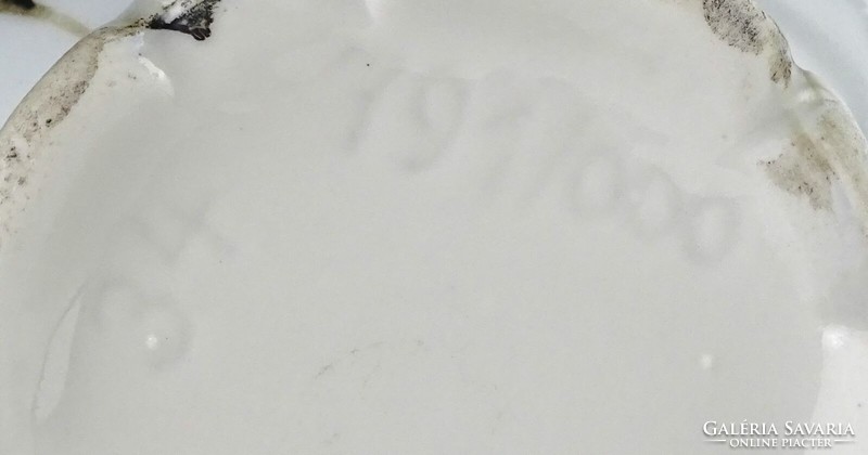 1O026 Régi kisméretű porcelán tejszínes kiöntő 9 cm
