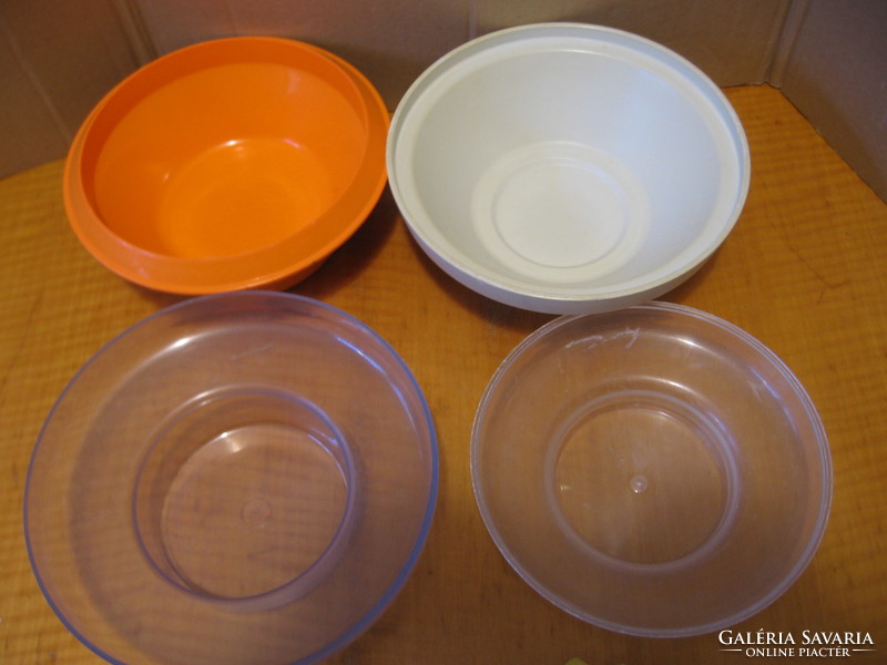 Retro hőtartó fedeles műanyag tányérok  Stierlen és Hepp