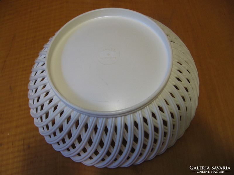 Retro white plastic emsa bread and fruit basket, bowl