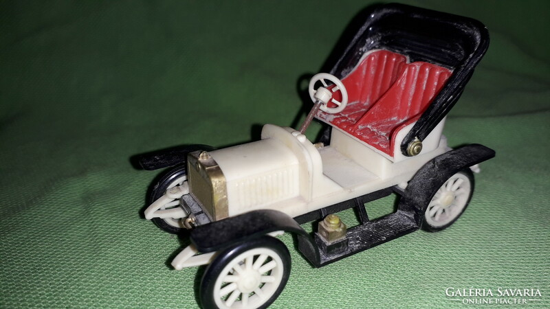 Old czechoslovak igra plastic oldtimer laurin&klement toy model car good condition according to pictures