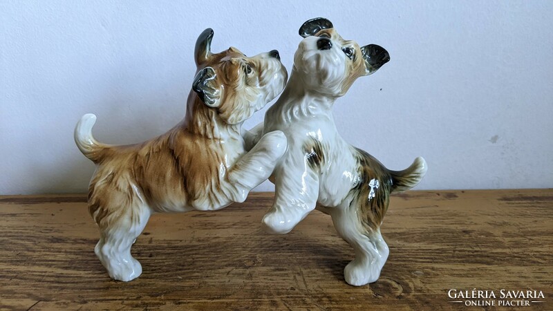 K. Ens (volkstedt) - porcelain dog