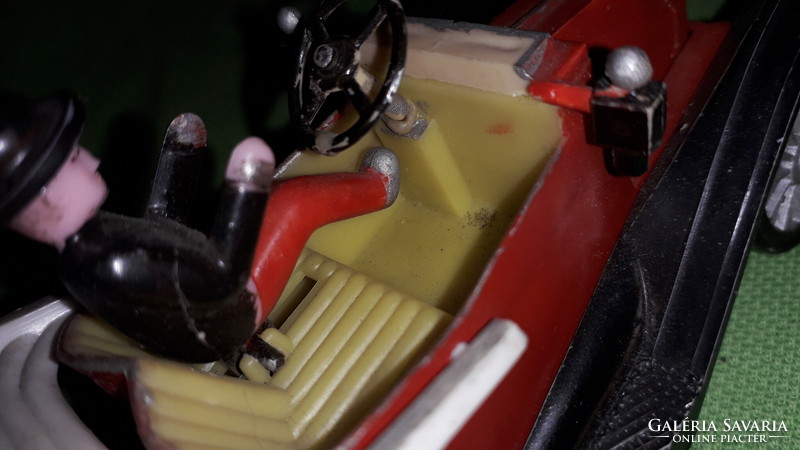 Antik keményműanyag "izgő - mozgó" játékautó EXTRÉM RITKA 12 cm a képek szerint