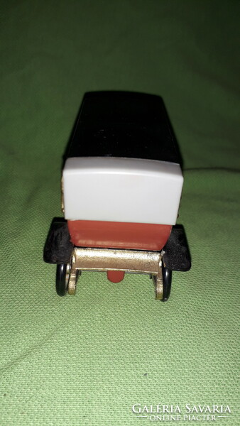 Régi Csehszlovák IGRA plasztik OLDTIMER PRAGA CHARON 1907 játék modell autó jó állapot képek szerint