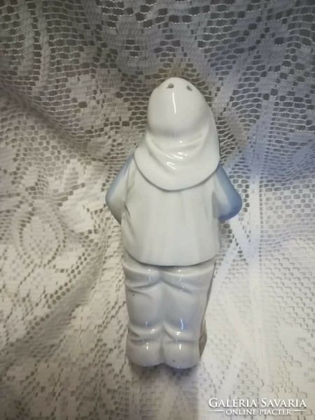 Porcelán pipázó férfi, sószóró figura