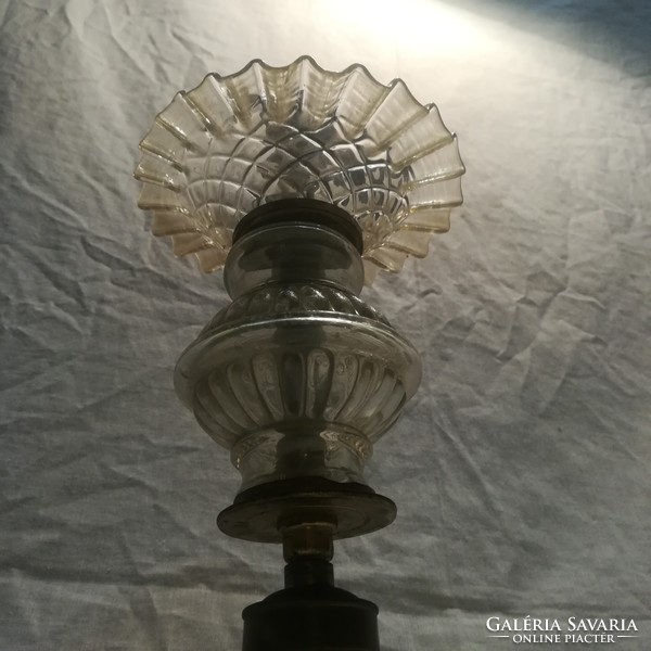 Antik fodros üveg lámpa gyönyörűség