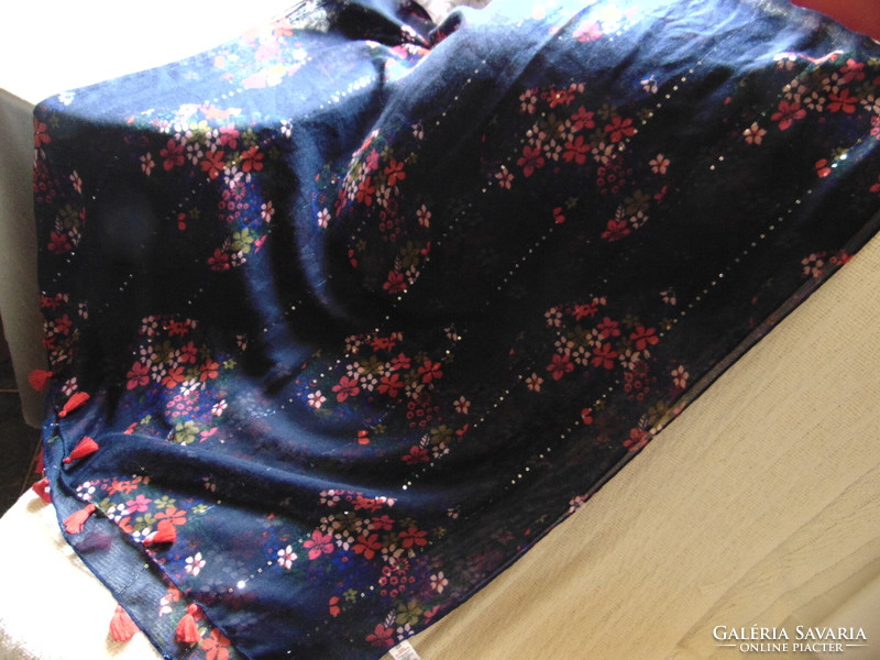 Large dark blue scarf with small flowers