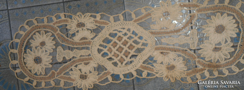 Transylvanian lace tablecloth-88 cm x 27 cm