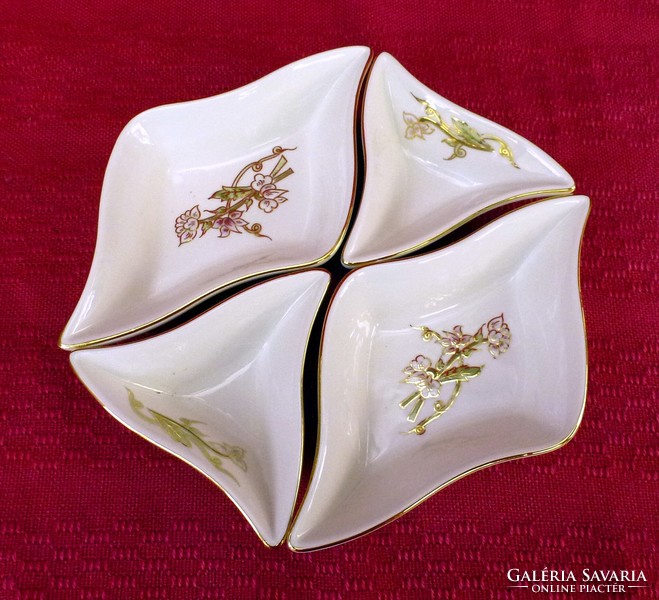 Zsolnay porcelain 