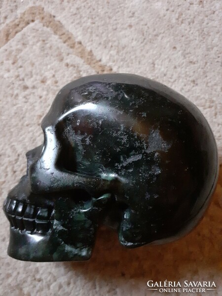 Jasper mineral skull