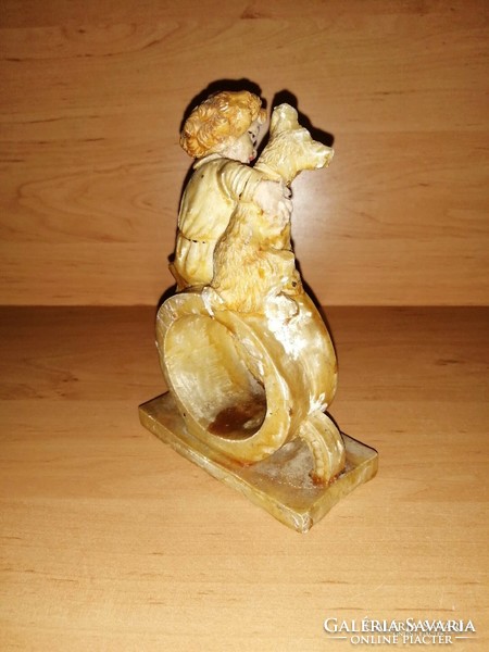 Kislány kutyával só-szobor figura - 16,5 cm magas