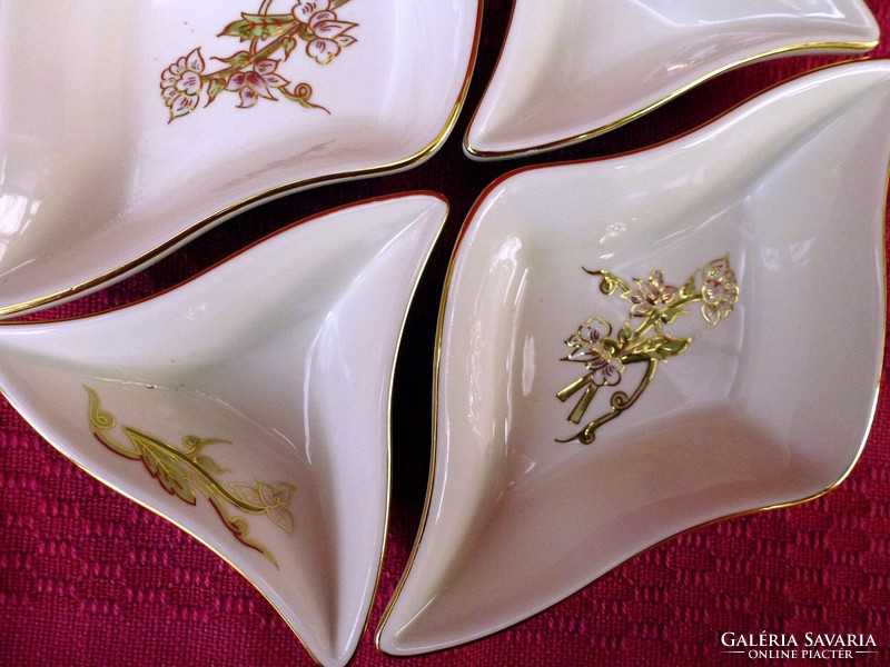 Zsolnay porcelain 