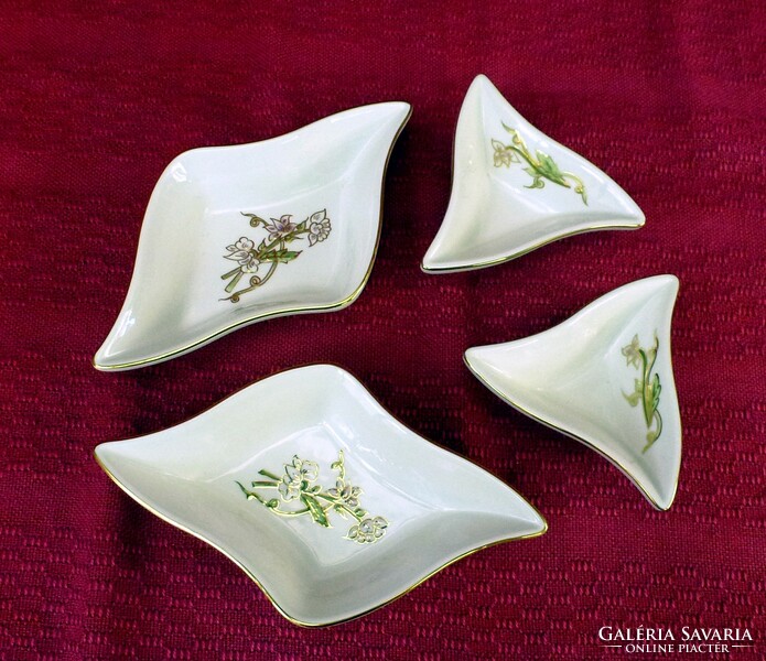 Zsolnay porcelain 