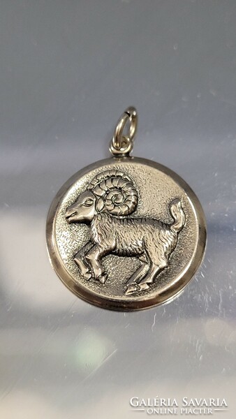 Silver horoscope pendant (Aries) 2.46 g