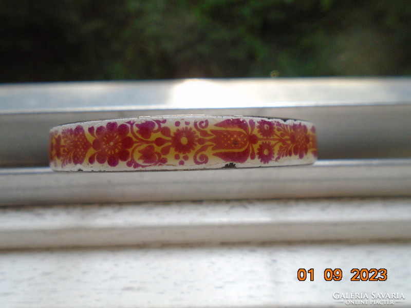 Enameled vintage bracelet with folk flower pattern