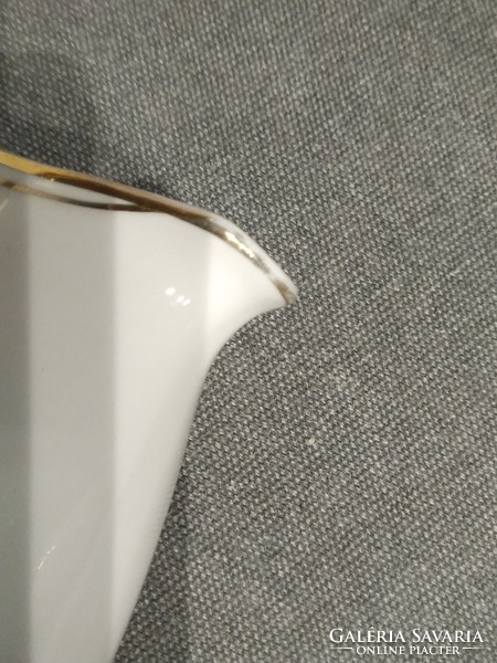 Porcelain spout - with classic lines