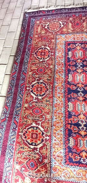 Iranian Persian hand-knotted carpet is negotiable