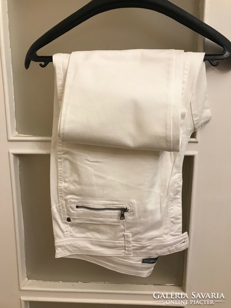 Vadonatúj Street One márkajelzésű,fehér vászon nadrág. Yulius,Middle,44/26 Slim derékbőség 100 cm