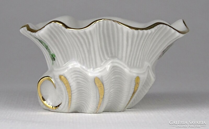 1O044 Herend porcelain ring holder with flower pattern