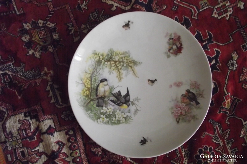 Victoria decorative bowl with birds.