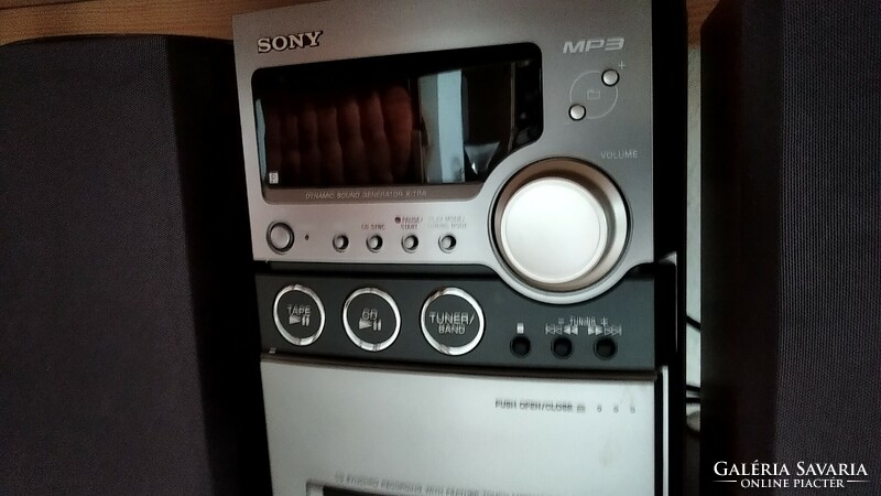 SONY MP3 Micro HI-FI, CMT-NEZ30