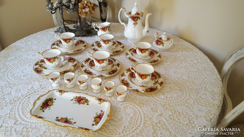 Beautiful royal albert old country roses tea and coffee set for 6 people, breakfast set