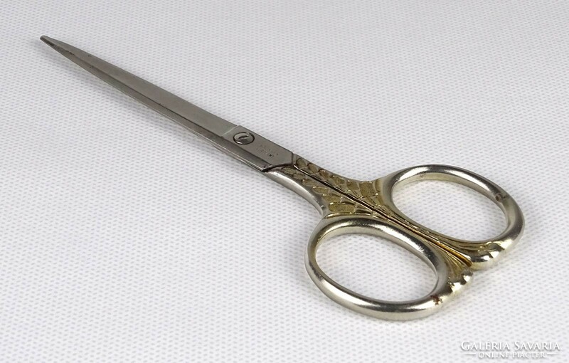 Beautiful soling scissors marked 1O049 15.7 Cm