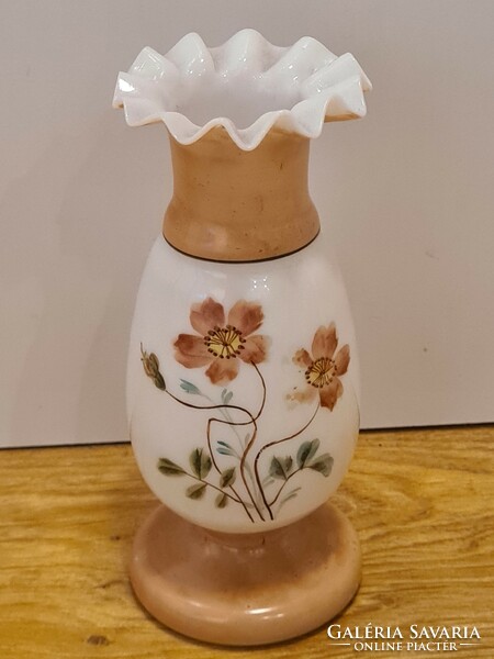 Antik szecessziós festett fodros szájú bécsi üveg váza
