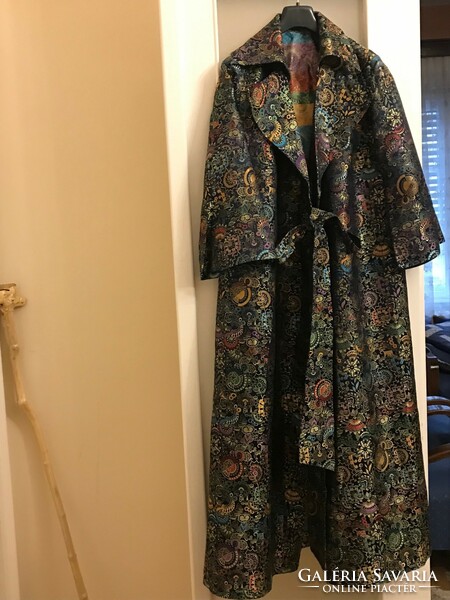 Retro pattern maxi/ 140cm/ dressing gown, very nice. In new condition. Size 38-40. Sleeve length: 52 cm