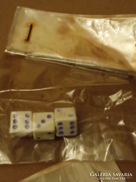 9 dice from the 1980s, traffic goods