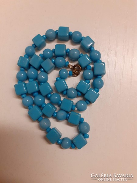 Nice condition retro turquoise porcelain necklace with safety switch