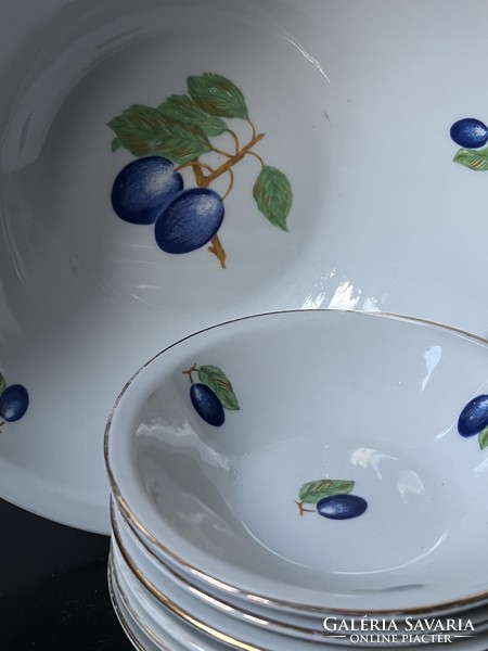 Porcelain compote set with Alföldi plum pattern