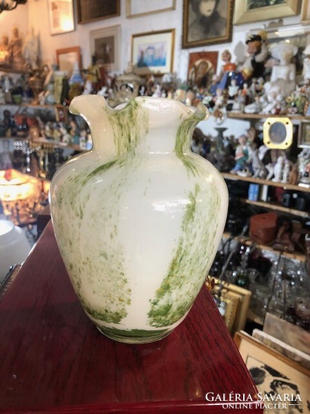 Murano glass vase from the 40s, 20 cm high.