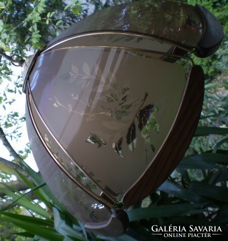 Chandelier ceiling lamp with wooden frame and engraved glass plates