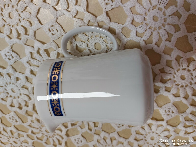 Alföldi porcelain, cream milk spout with a blue-gold pattern