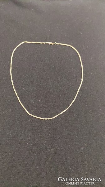 Különleges csavart 14karátos arany nyaklánc.48cm !sùlya:5,41gramm