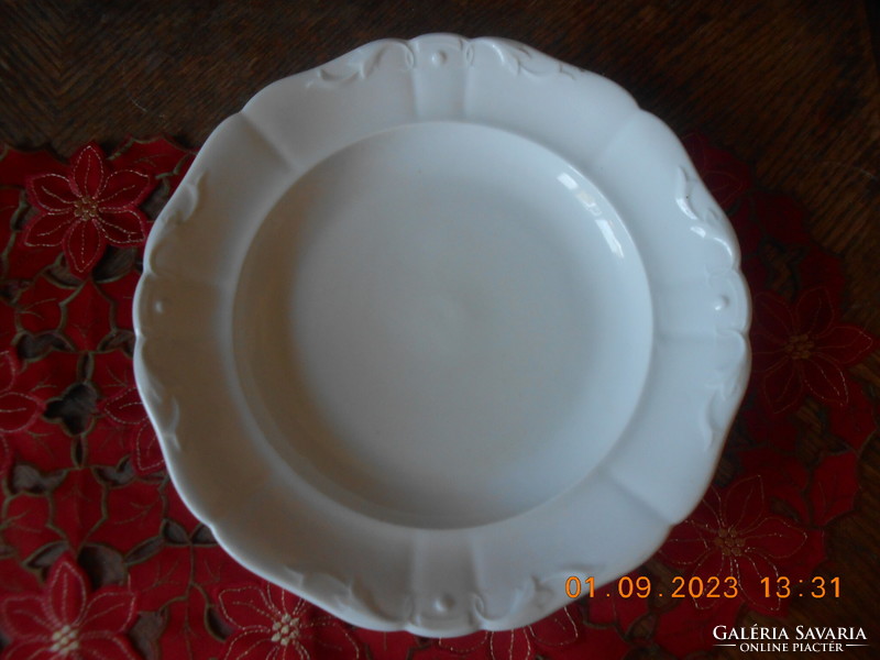 Antique porcelain bowl with tendril pattern