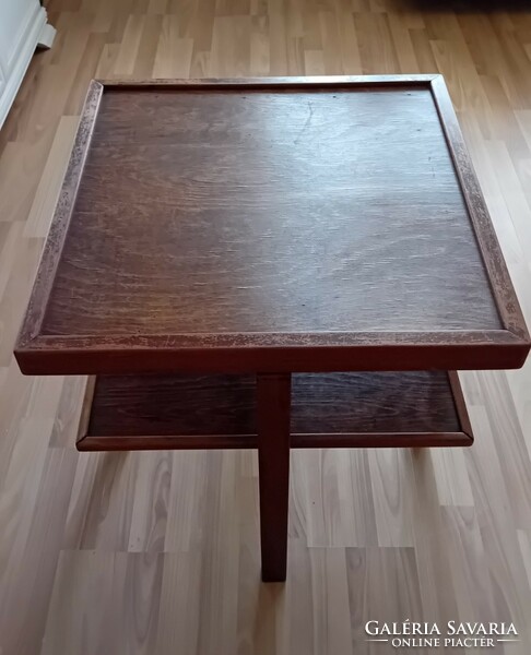 Art Deco stílusú asztal