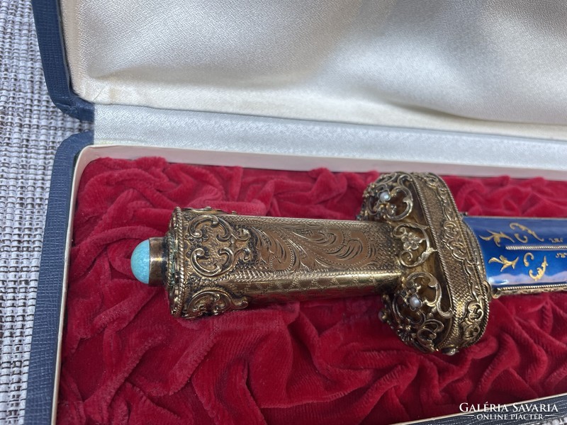 Silver fire-gilded, enameled dagger donated by the Minister of the Interior of the Republic of Poland in 1985