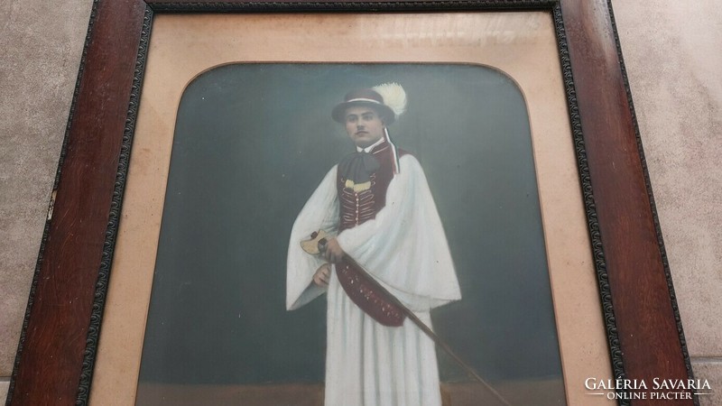 (K) interesting picture painting (?) Young man dressed in folk costume with frame 60x76cm