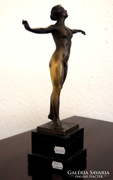 Otto Hoffmann - Női akt bronzszobor
