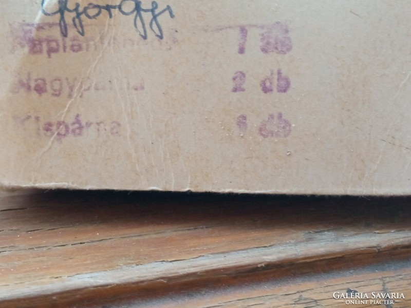 Meseszép hímzett 4 darabos HTSZ pamut ágyneműhuzat eredeti dobozában  1970-es évekből