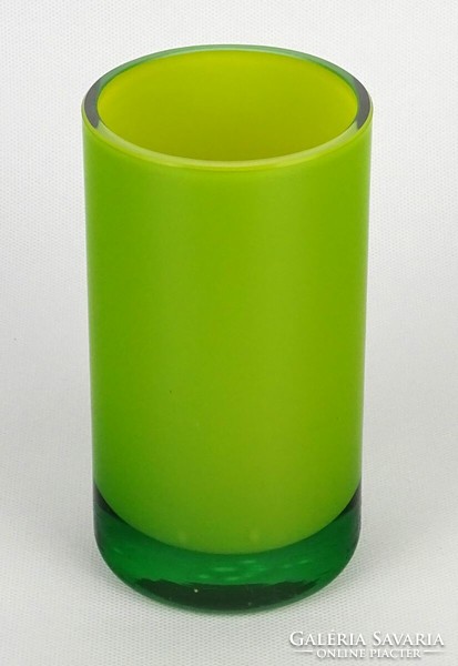 1O227 Régi zöld fújt skandináv üveg váza 15 cm