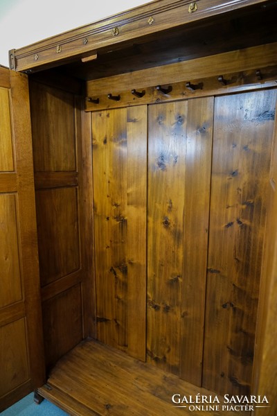 Antik szekrénypár a XX. század elejéről (restaurálva)