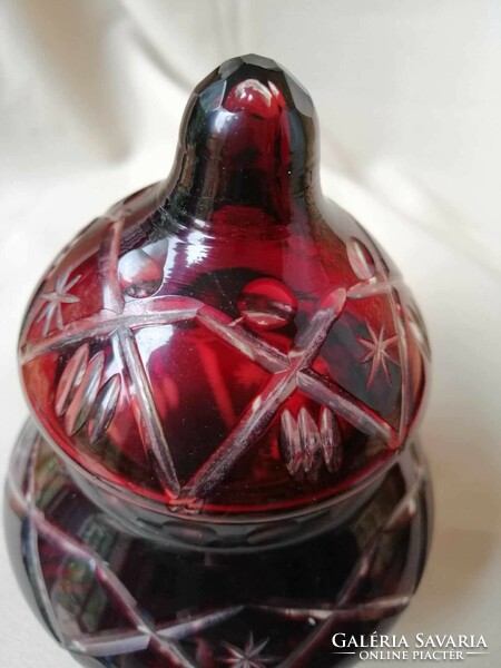 Burgundy etched glass bonbonier